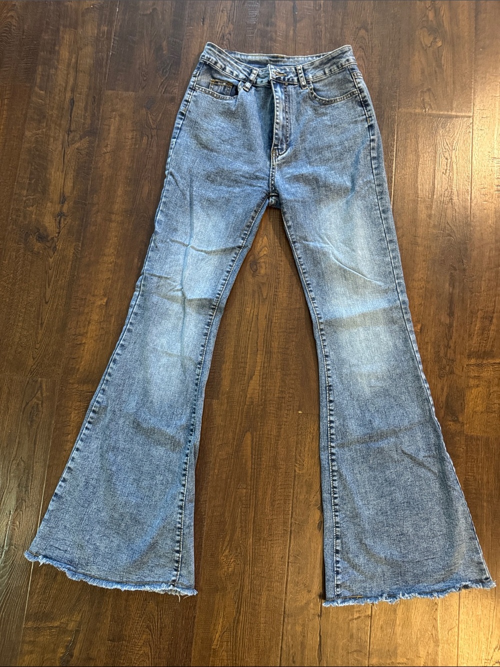 SHEIN Medium Blue High-Rise Flare Jeans